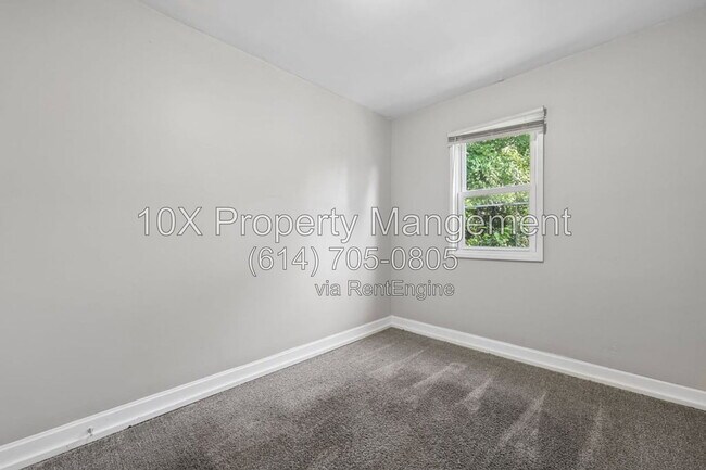 Building Photo - 1088 Siebert St