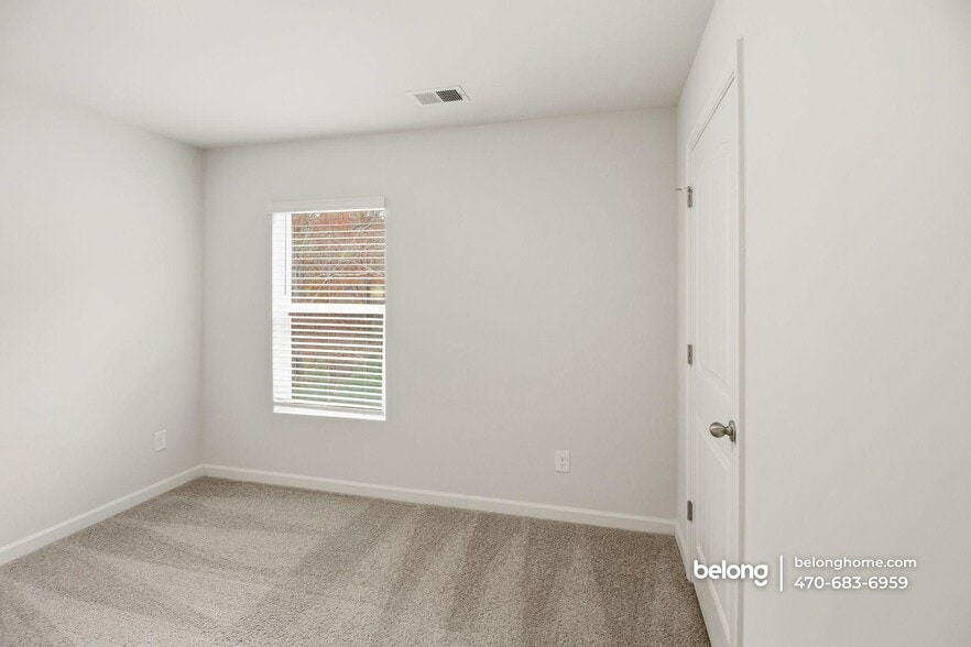 Building Photo - 8279 Bluewater Dr