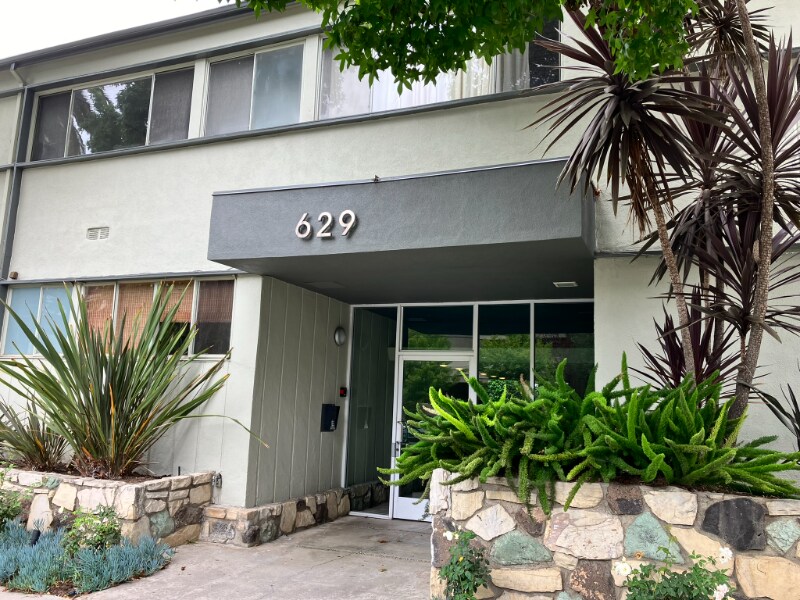 Building Photo - 629 Idaho Ave