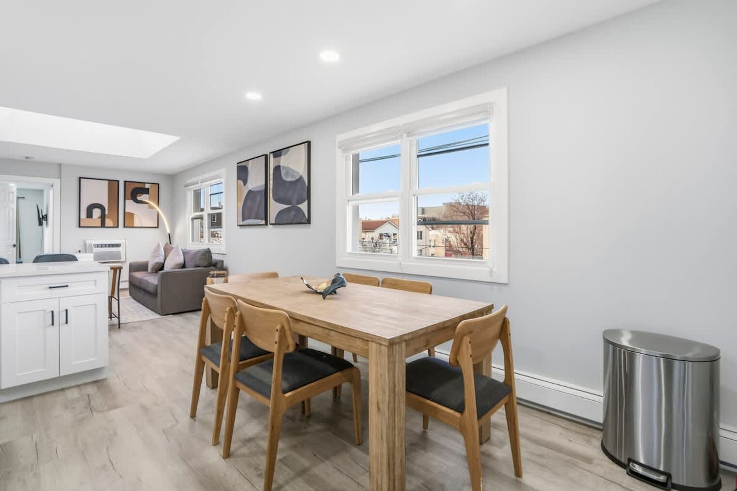 Building Photo - 225 Hancock Ave