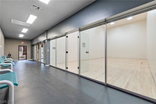 Building Photo - 2200 S Fort Apache Rd