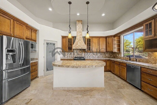 Building Photo - 14006 E Mark Ln