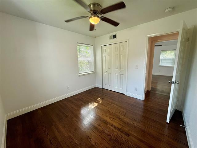 Building Photo - 2714 Maple Dr