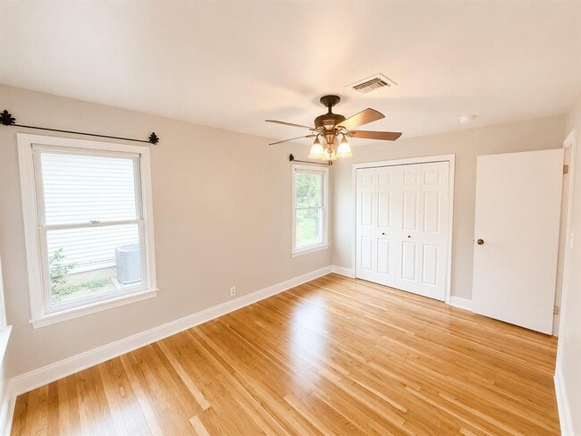 Building Photo - 7521 Delafield Ln