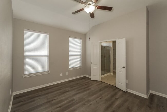 Building Photo - 20762 Rainmead Dr