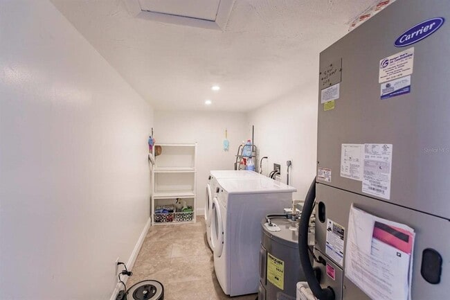 Building Photo - 1255 E Peppertree Dr