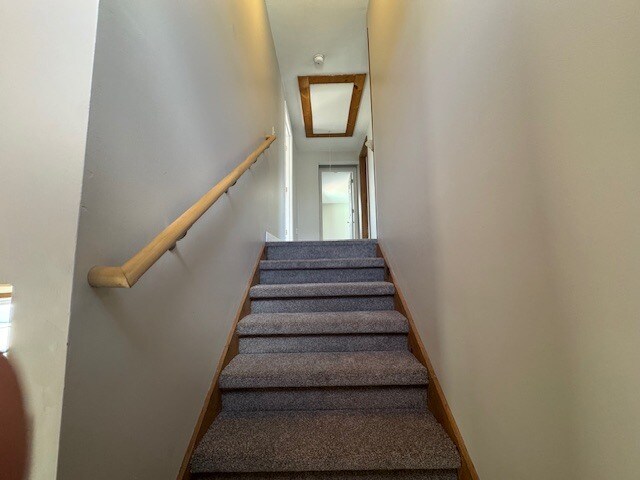 Building Photo - 18 Jewett St