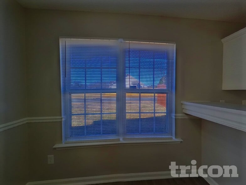 Building Photo - 3543 Arvin Dr
