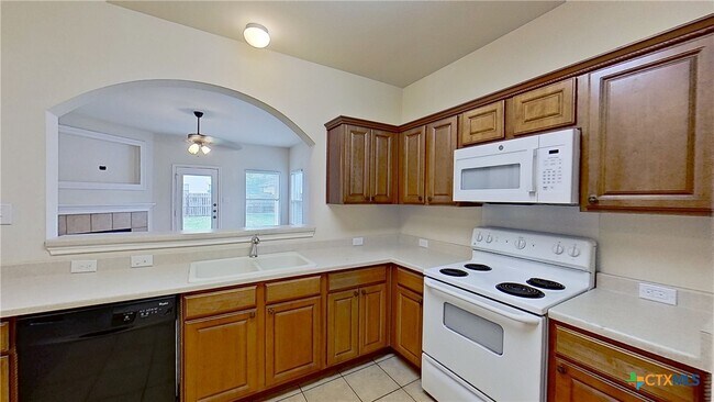 Building Photo - 308 Rinehardt St