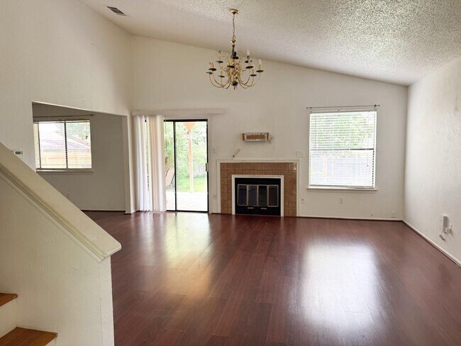 Building Photo - 11701 Hidden Quail Dr