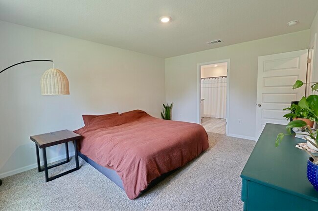 Building Photo - 8604 Tarsus Dr