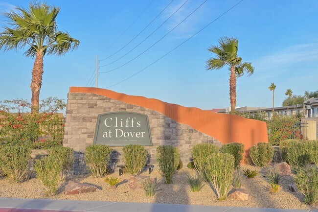 Building Photo - SE!!  Gated!! Community Pool!! Clubhouse!! Fitness Center!! Up Graded Appliances!!! 2 Car Garage!!