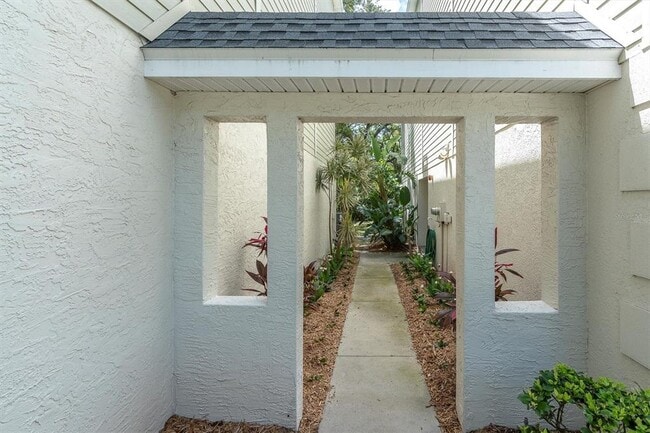 Building Photo - 1359 Curlew Rd