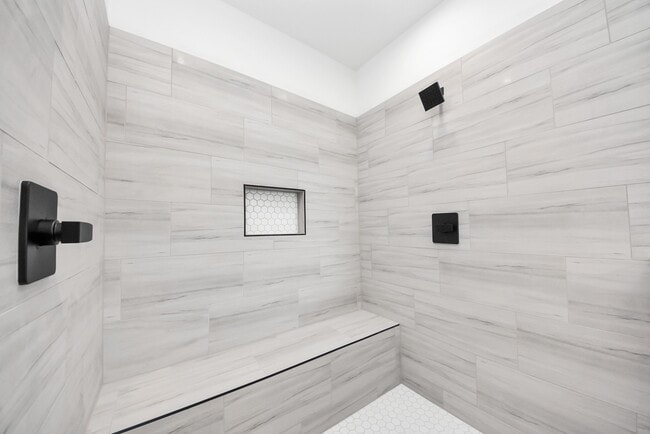 Building Photo - 5318 Kindred Gdn Ln