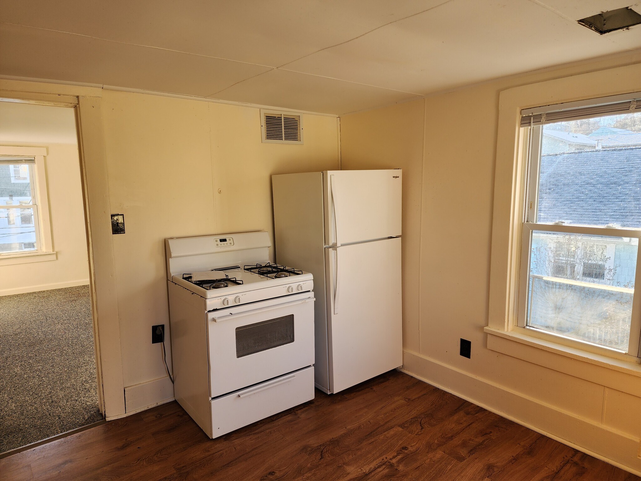 Building Photo - 493 W Pennsylvania Ave