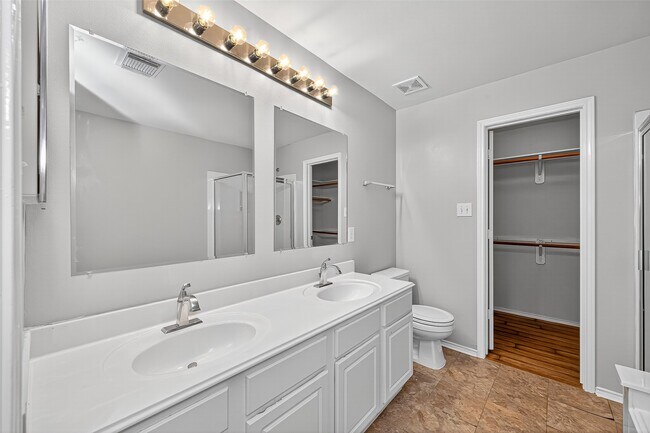 Building Photo - 30 Verbena Bend Pl