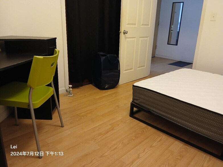 Building Photo - 5468 S Ridgewood Ct