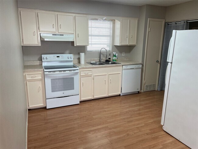 Building Photo - 1511 22nd St