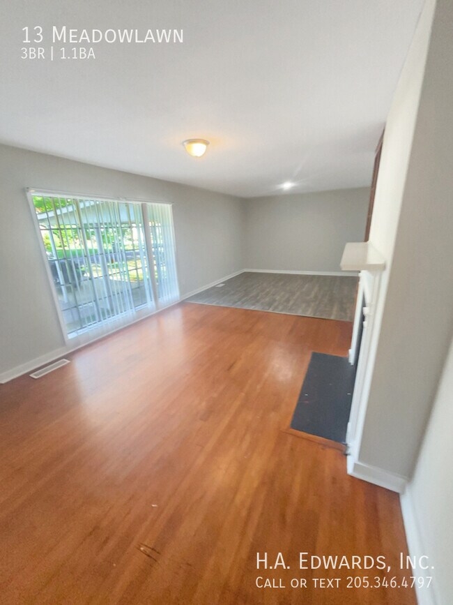 Building Photo - 13 Meadowlawn-