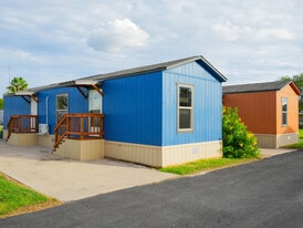 Building Photo - Patriot Pointe