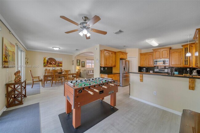 Building Photo - 16403 SW 79th Ln