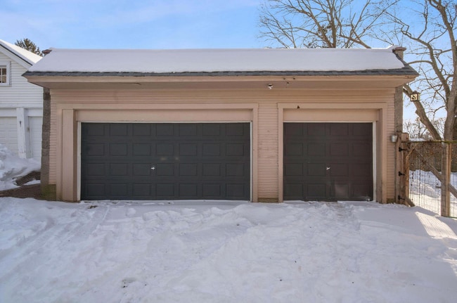 Building Photo - 4414 Whetsel Ave