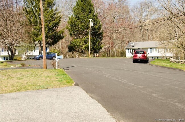 Building Photo - 30 Cavasin Dr