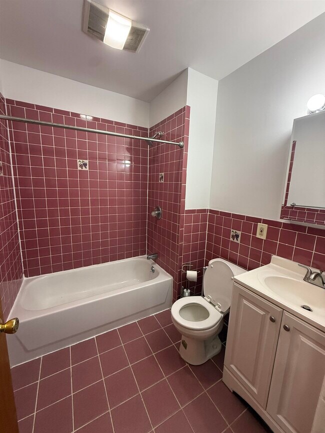 Building Photo - 75 Liberty Pl