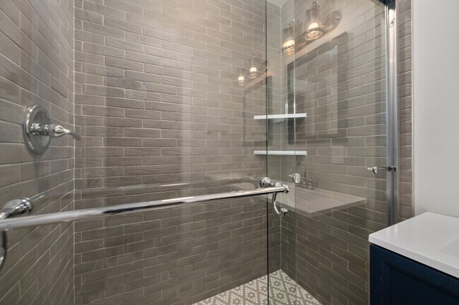 Building Photo - 2600 Aspen Dr