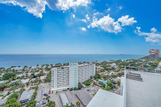 Building Photo - 2841 N Ocean Blvd