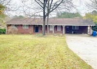 Building Photo - 2728 Five Forks Trickum Rd SW
