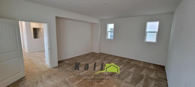 Building Photo - 1333 Pershing Rd