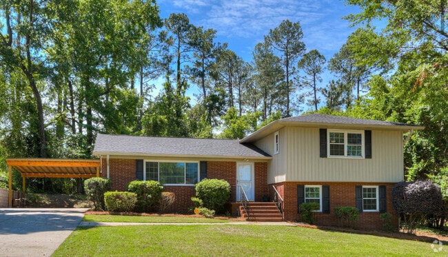 Building Photo - 813 Hammond Dr
