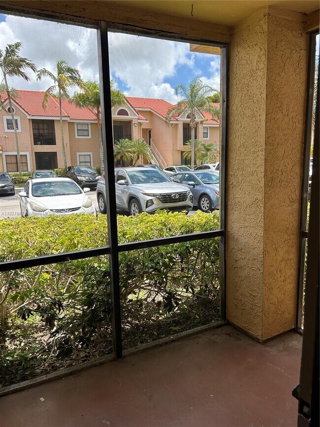 Building Photo - 15551 SW 104th Terrace
