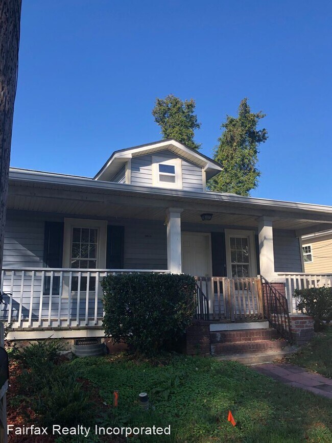 3 br, 1 bath House 1104 Moreland Ave 1104 Moreland Ave Durham NC