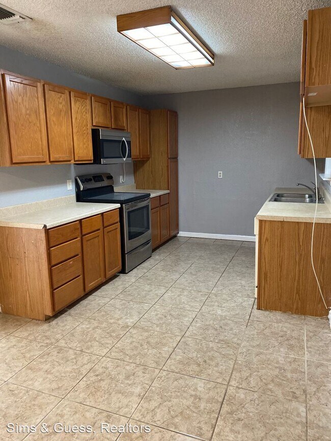 Building Photo - 4 br, 2 bath House - 5403 Lancaster