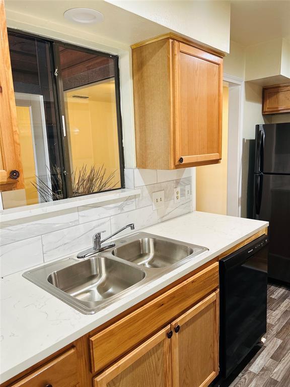 Primary Photo - 1919 Place Rebecca Ln