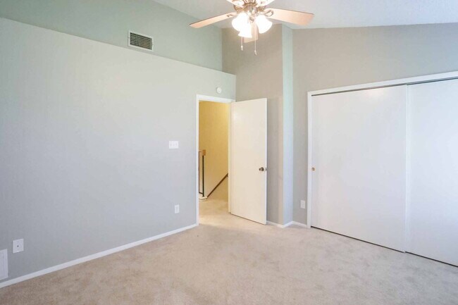 Building Photo - 1411 Gracy Farms Ln