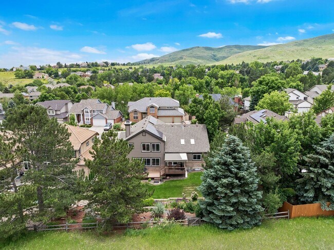 Building Photo - September 2026 - June 2027 Stunning Fully Furnished Rental in Golden, Colorado