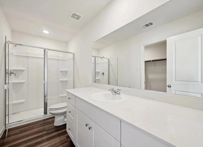 Building Photo - 5730 Roadhouse Dr