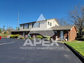 Building Photo - MOVE-IN SPECIAL, $1 RENT!! - Spacious Top Floor 1 Bd - 1Ba Apartment in Fountain City!