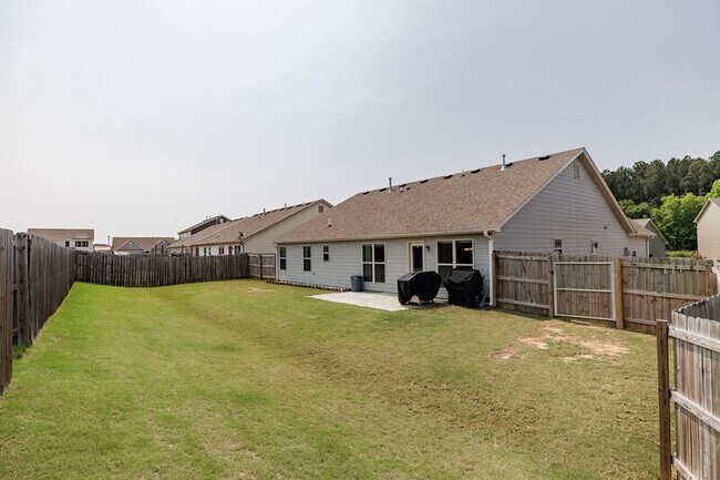 Building Photo - 47 Heartland Cir