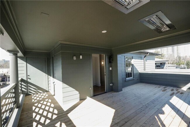 Building Photo - 96 Sheridan Dr NE