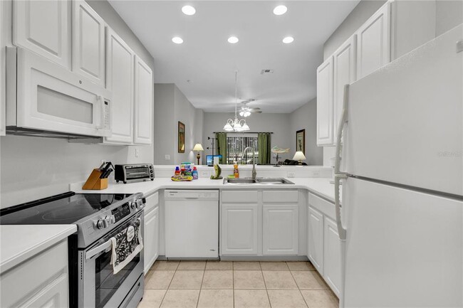 Building Photo - 802 Lucaya Loop