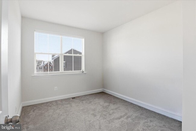 Building Photo - 16416 Fife Wy