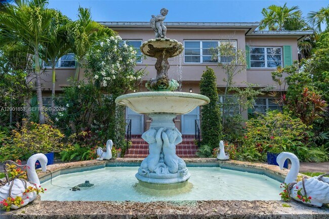 Building Photo - 28 Almeria Ave