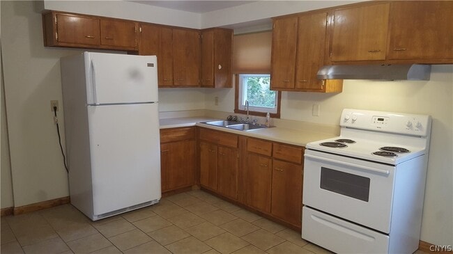 Building Photo - 312 Cayuga St