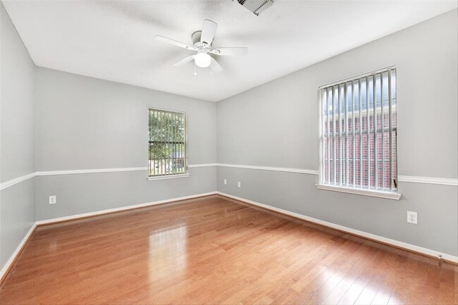 Building Photo - 2510 Pine Brook Dr