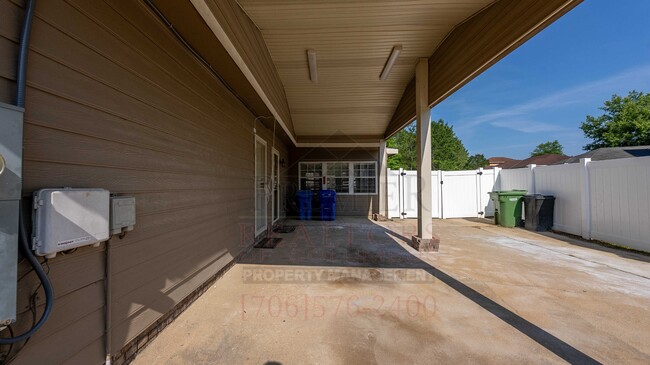 Building Photo - 4261 Valley Crest Dr