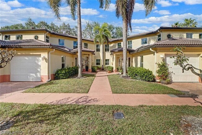 Building Photo - 300 Diamond Cir